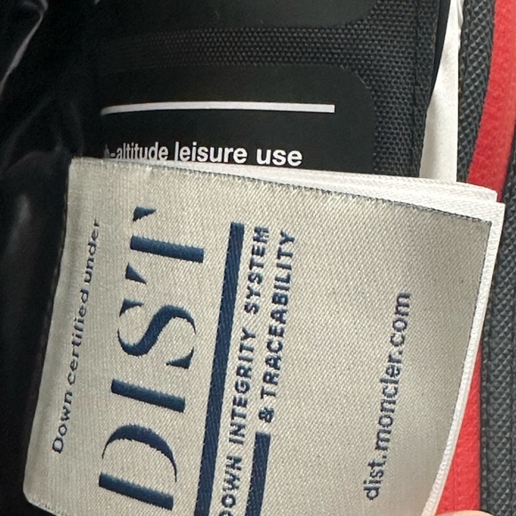 MONCLER CHAMOILLE GIUBBOTTO - Picture 14 of 17